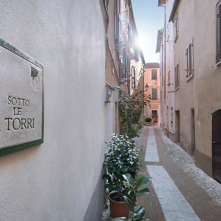 B&B Sotto Le Torri Albenga Exterior foto