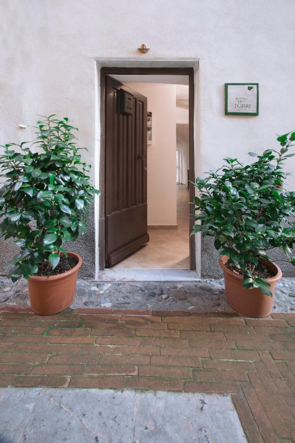 B&B Sotto Le Torri Albenga Exterior foto